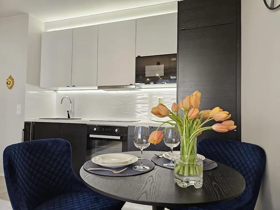 Luxcityhome 300M Metro With Glass Balcony Helsinki 0*,  Finland